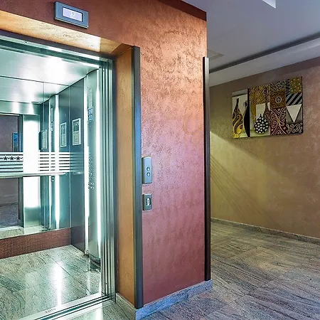 Hotel Inter Business Boekarest
