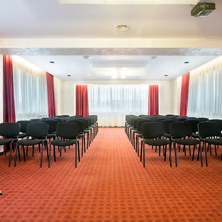 Hotel Inter Business 4*