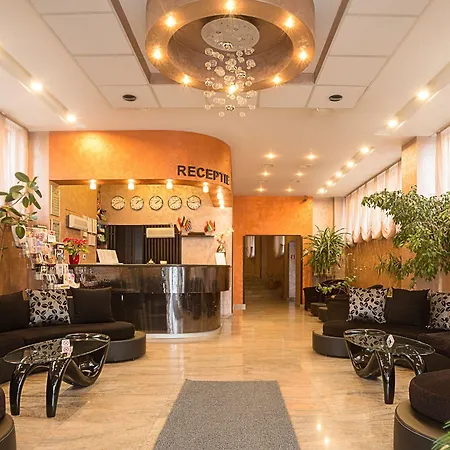 Hotel Inter Business 4*