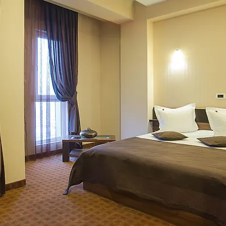 Inter Business Otel 4*