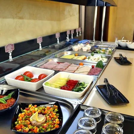 Inter Business Hotel 4*